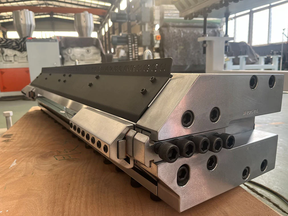 Hdpe Waterproof Roll Machine