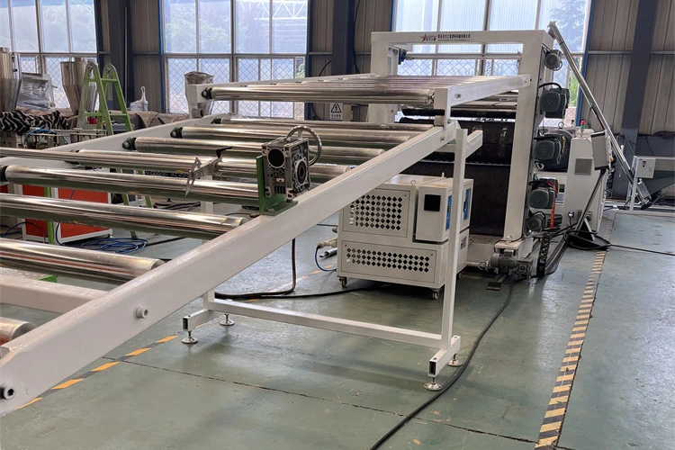 Sbs Waterproof Roll Extruder Machine